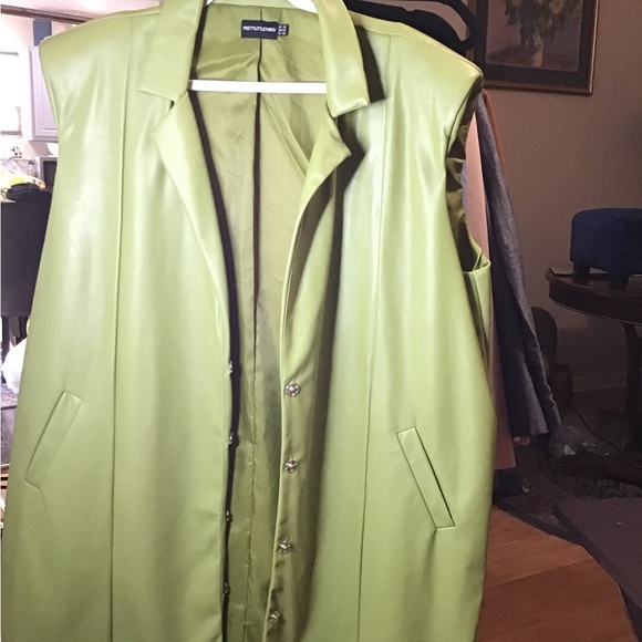PrettyLittleThing Green Vest Casual Sleeveless Jacket - Picture 1 of 6